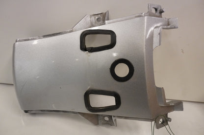 Framsidan på Bakvinge från en Kawasaki ER 5 -1998 motorcykel.