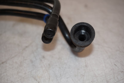 Extrabild1 på Bensinledning från en BMW R 1100 GS -1998 motorcykel.