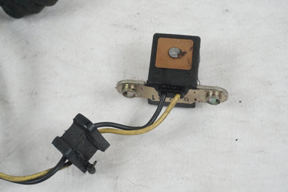 Snett uppifrån på Tändpickup från en Kawasaki ZX-9R -1996 motorcykel.