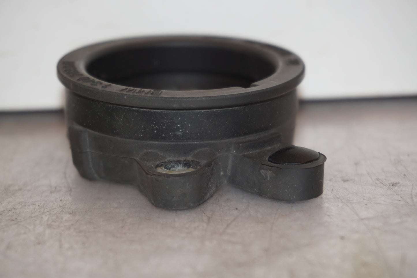 Höger sida på Insug från en BMW R 1100 S -2003 motorcykel.