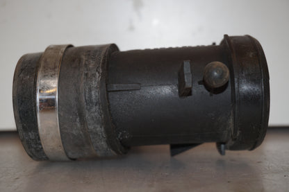 Höger sida på Insprutningsrör från en BMW R 1200 C -2002 motorcykel.