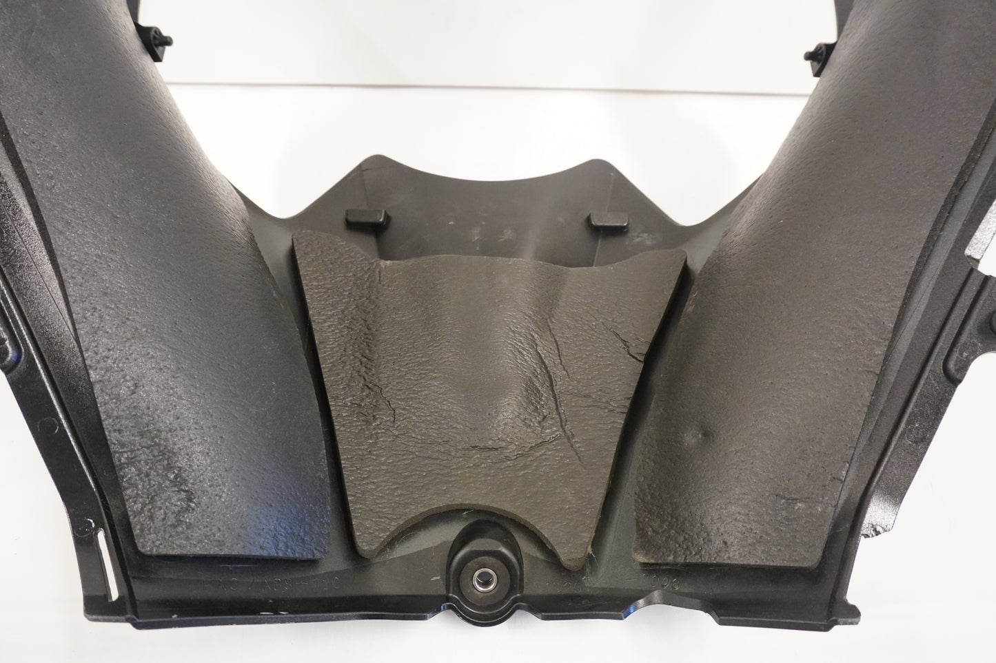 Snett uppifrån på Bensintankskåpa från en Kawasaki ZZ-R 1400 -2007 motorcykel.