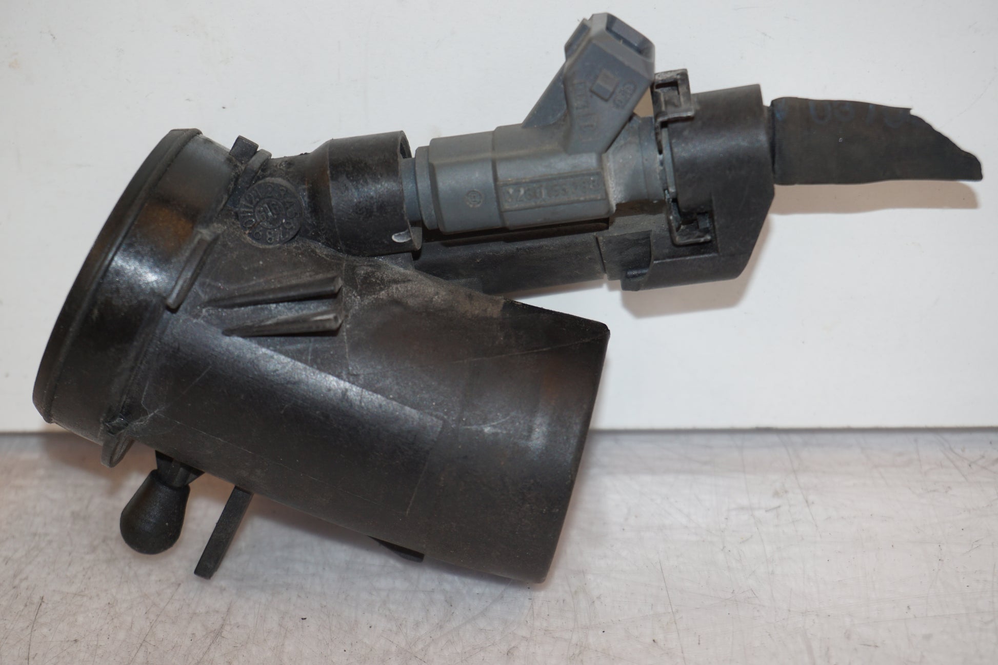 Baksidan på Spridare från en BMW R 1200 C -2002 motorcykel.