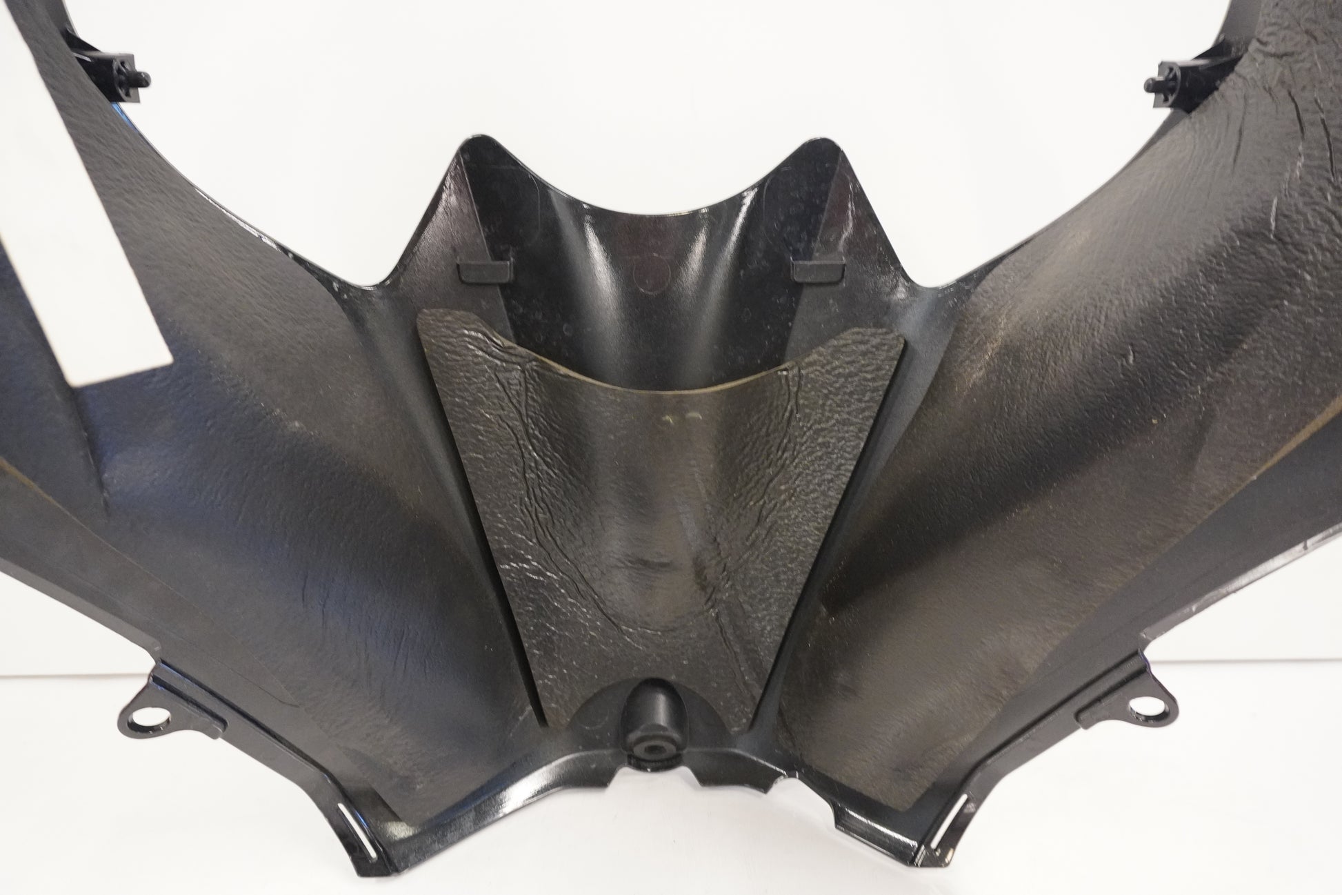 Vänster sida på Bensintankskåpa från en Kawasaki ZZ-R 1400 -2010 motorcykel.