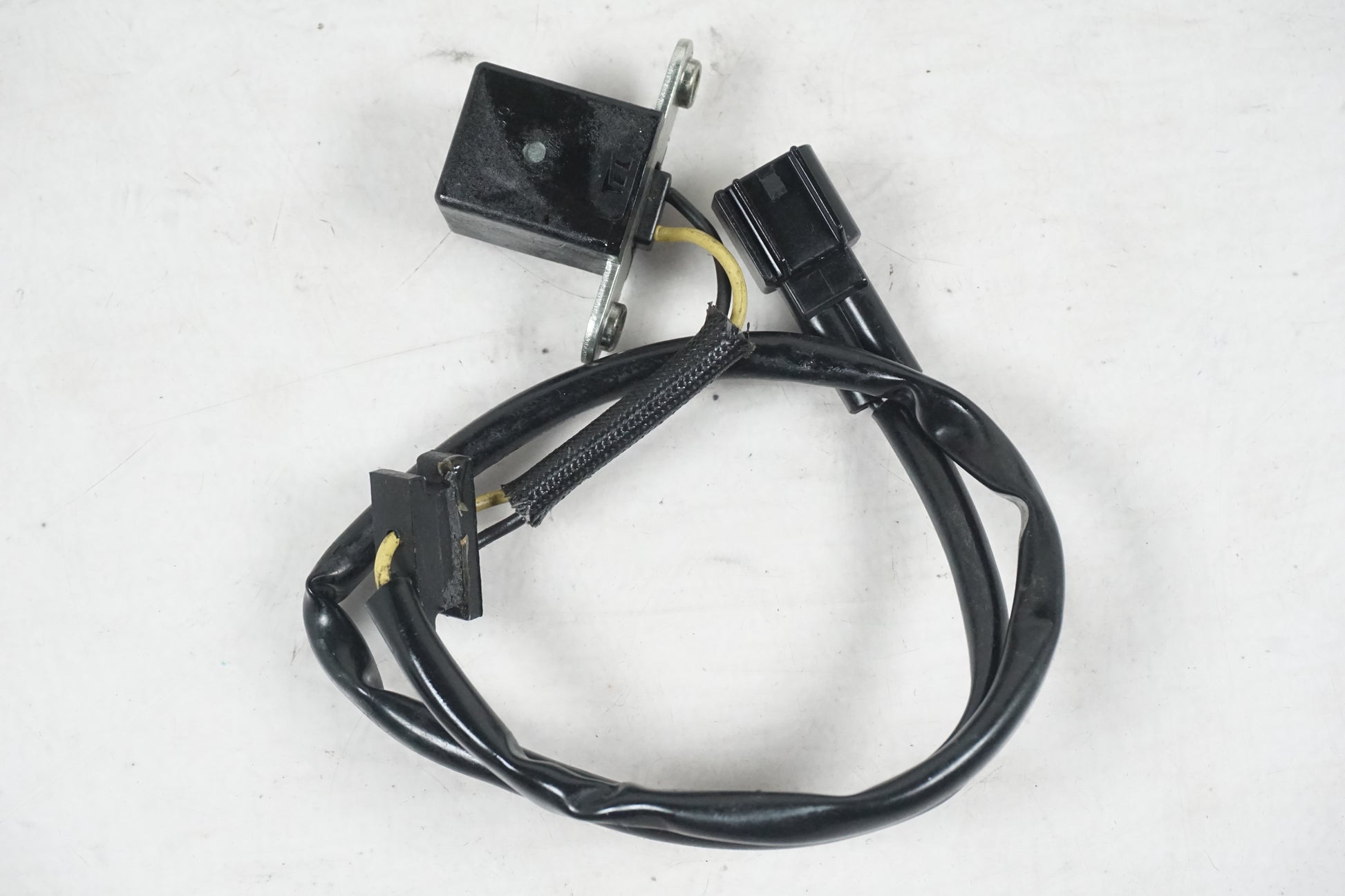 Framsidan på Tändpickup från en Kawasaki ZX-10R -2008 motorcykel.