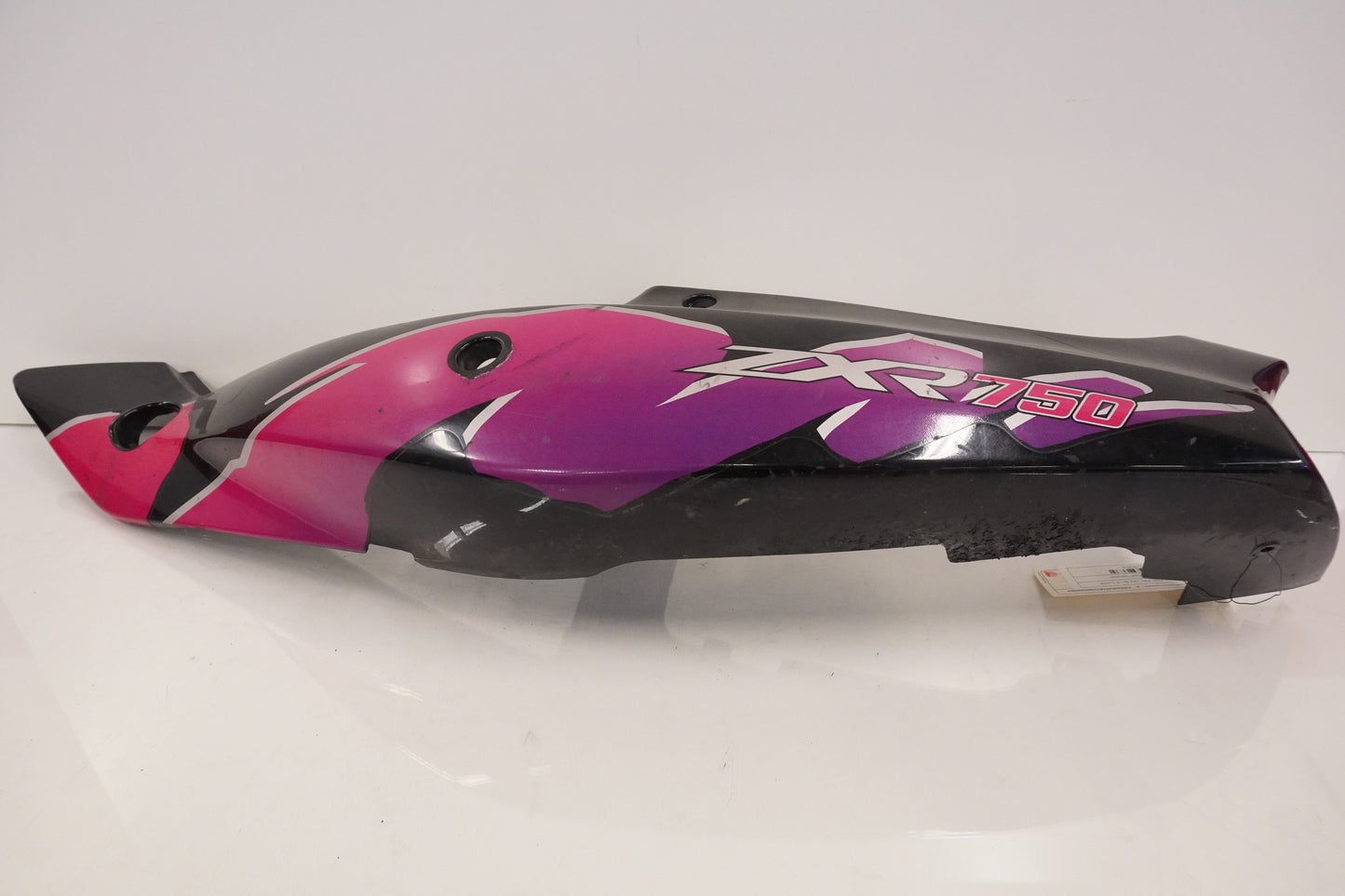 Framsidan på Bakvinge från en Kawasaki ZXR 750 -1993 motorcykel.