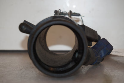 Baksidan på Insprutningshållare från en BMW R 850 C -1999 motorcykel.