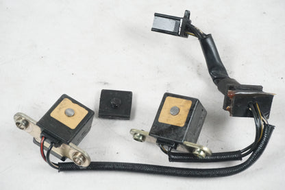 Baksidan på Tändpickup från en Kawasaki VN 1600 Mean Streak -2004 motorcykel.