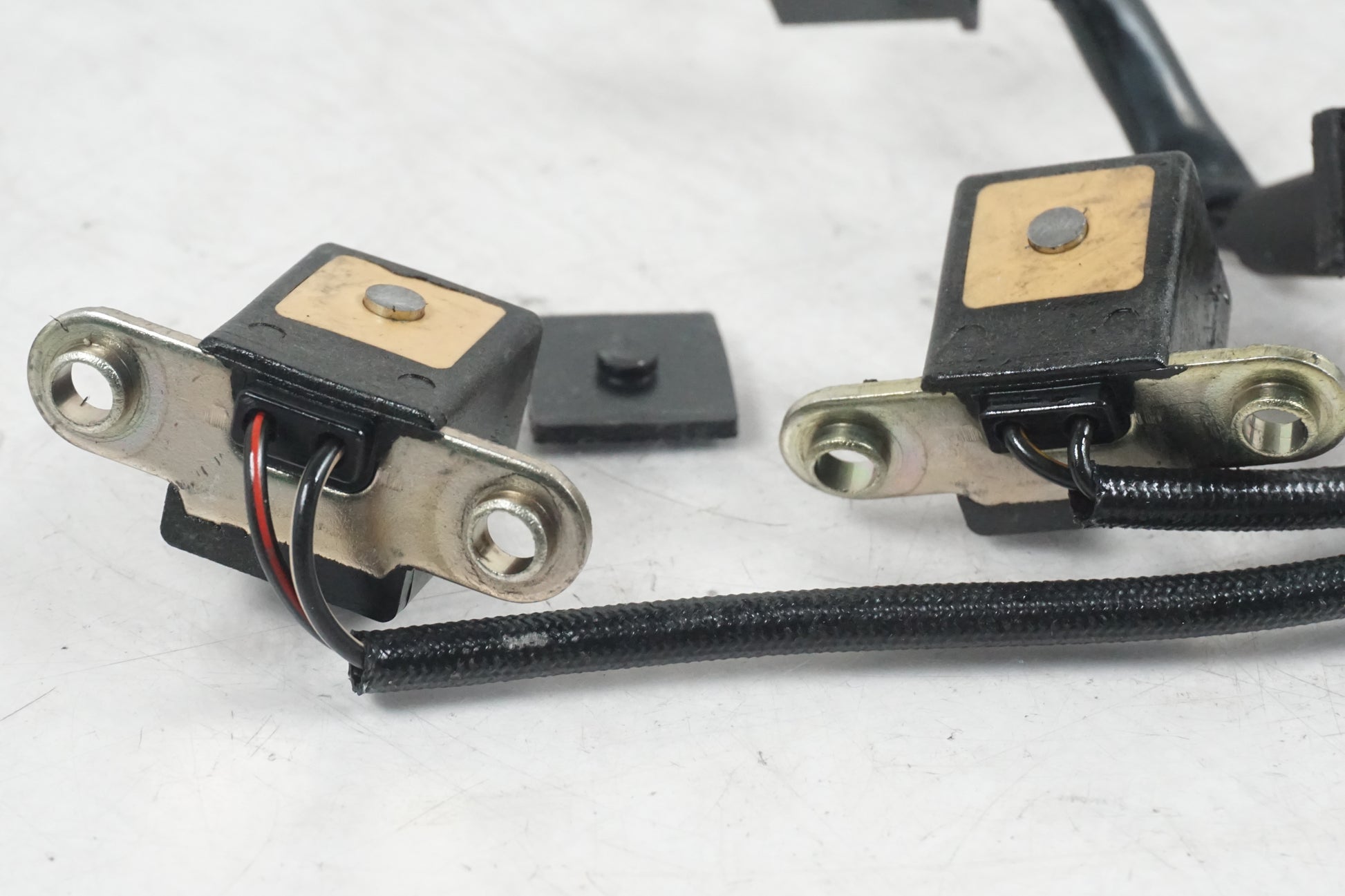 Höger sida på Tändpickup från en Kawasaki VN 1600 Mean Streak -2004 motorcykel.