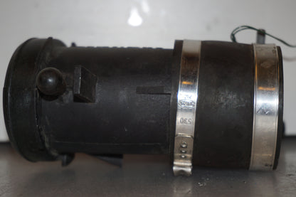 Höger sida på Insprutningshållare från en BMW R 850 C -1999 motorcykel.