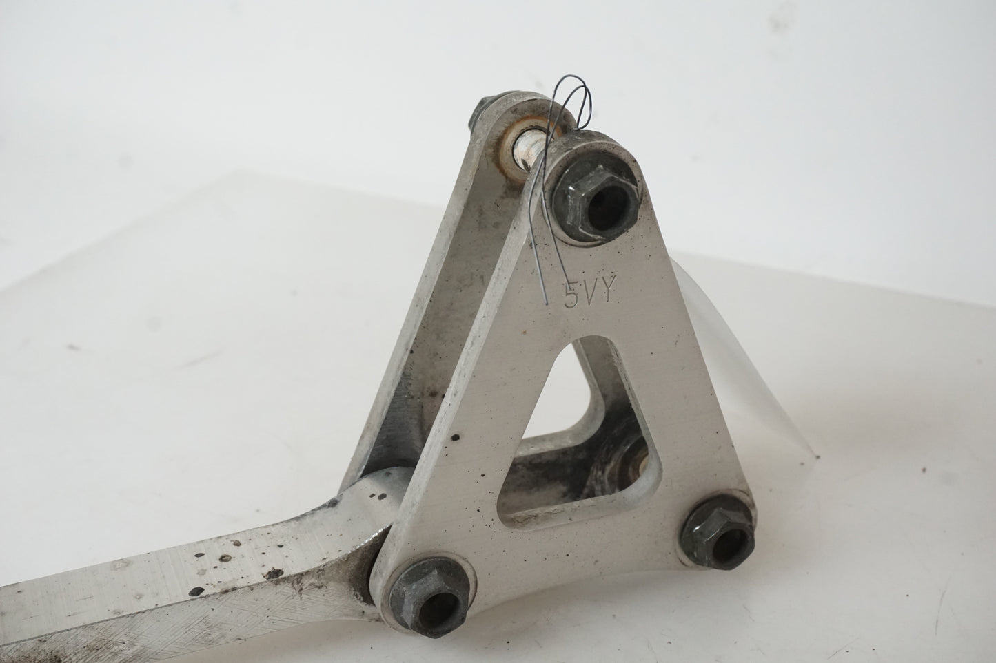 Stötdämparlänkage