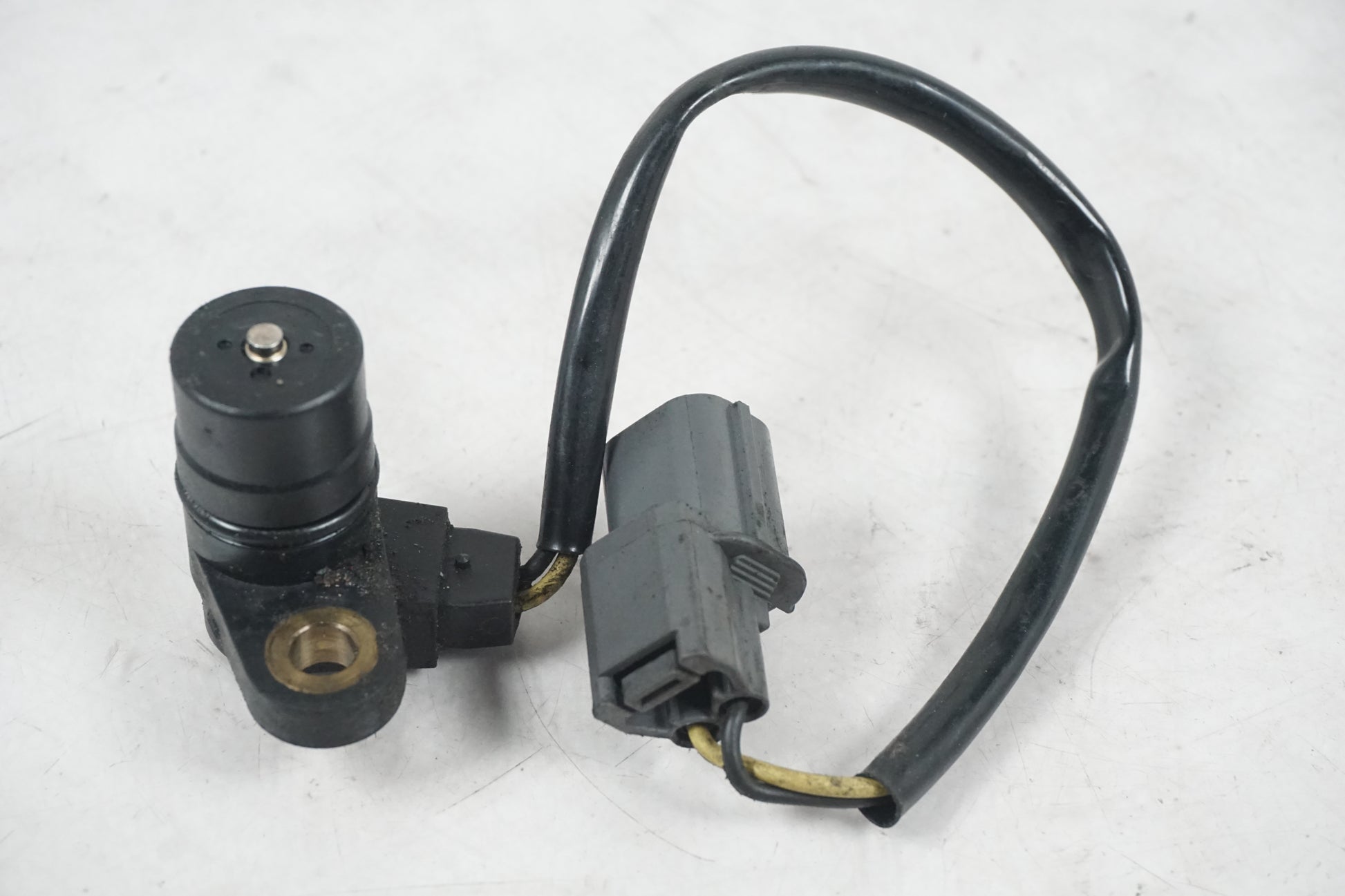 Framsidan på Tändpickup från en Kawasaki Z 1000 -2003 motorcykel.