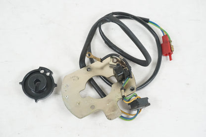 Framsidan på Tändpickup från en Suzuki GSF 600 -1995 motorcykel.