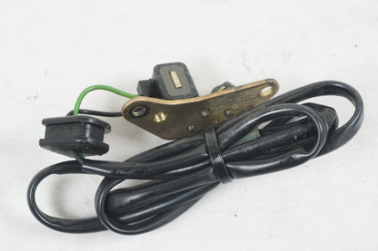 Höger sida på Tändpickup från en Suzuki RF 900 R -1996 motorcykel.