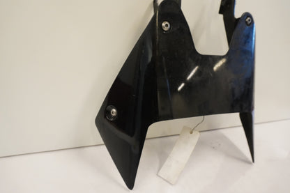 Baksidan på Magkåpa från en Kawasaki ZZ-R 1400 -2010 motorcykel.