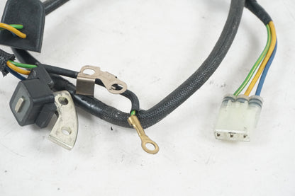 Baksidan på Tändpickup från en Suzuki GSX 1400 -2003 motorcykel.