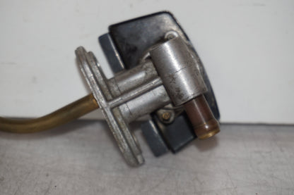 Vänster sida på Bensinkran från en Kawasaki ZX-10 -1990 motorcykel.