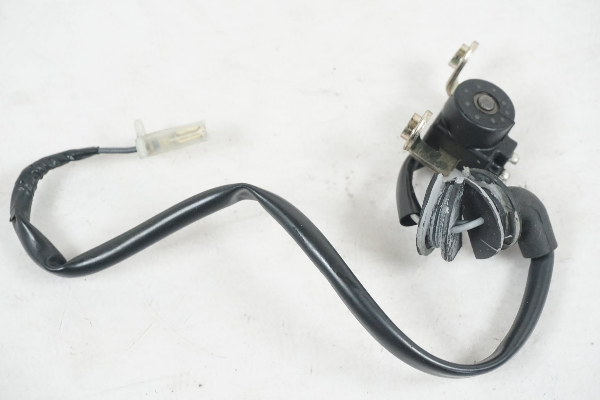 Framsidan på Tändpickup från en Yamaha YZF R6 -2000 motorcykel.