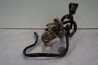 Höger sida på Bensinpump insprut från en Kawasaki VN 1500 Mean Streak -2002 motorcykel.