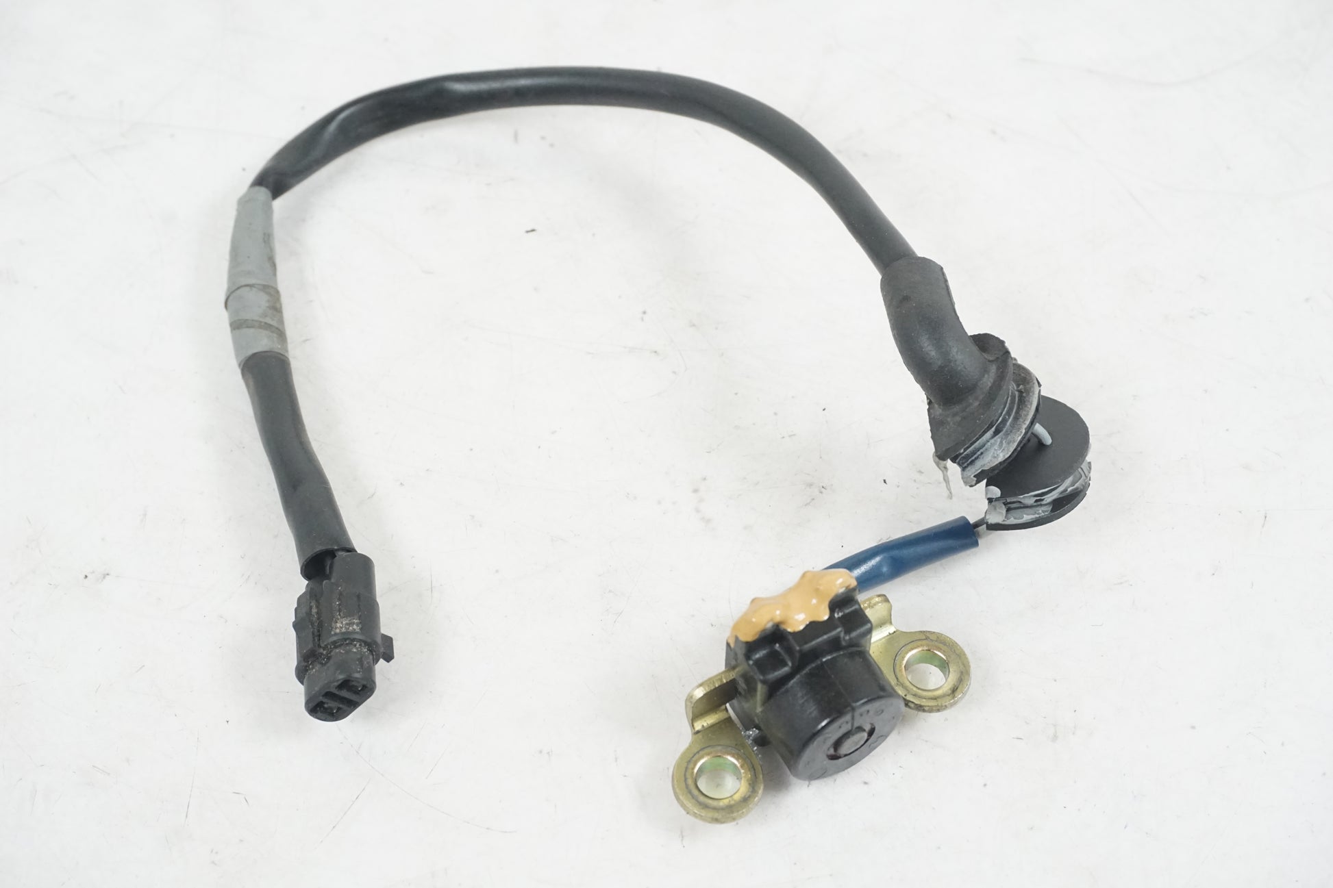 Framsidan på Tändpickup från en Yamaha FZ-6 -2005 motorcykel.