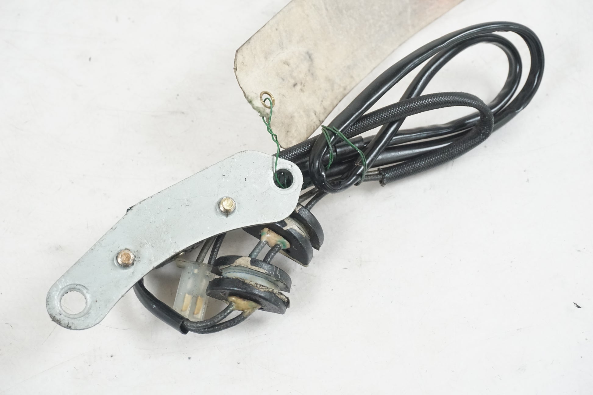 Vänster sida på Tändpickup från en Yamaha XV 535 -1995 motorcykel.