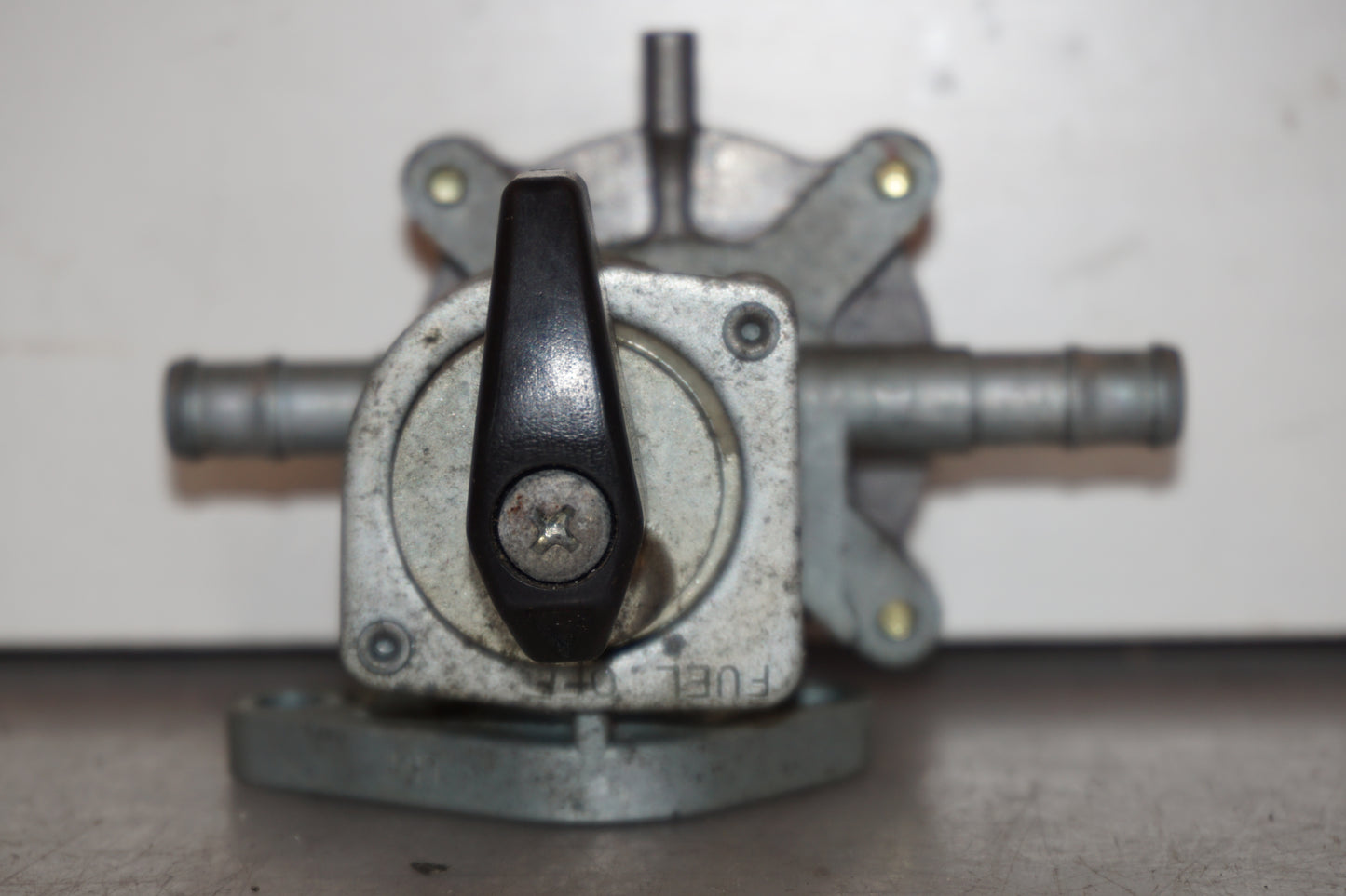 Extrabild1 på Bensinkran från en Honda CBR 1100 XX -1998 motorcykel.