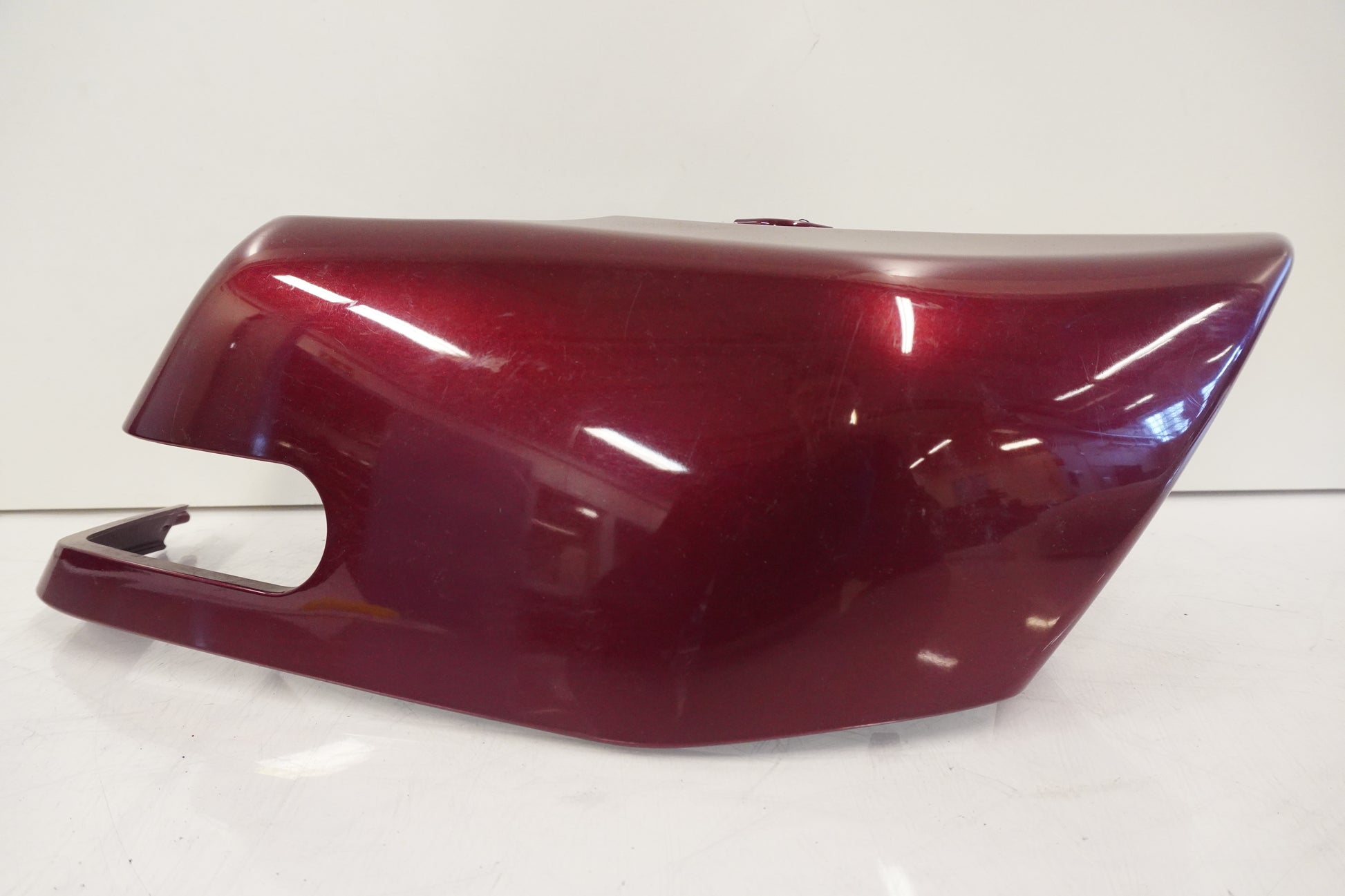 Framsidan på Sidopanel från en Kawasaki VN 1700 Classic Tourer -2009 motorcykel.