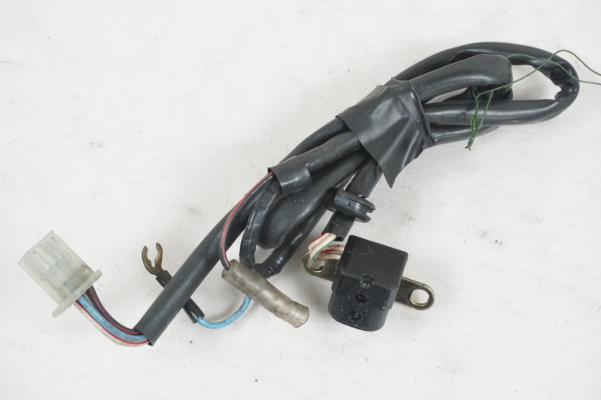 Framsidan på Tändpickup från en Yamaha XJ 900 S -1998 motorcykel.