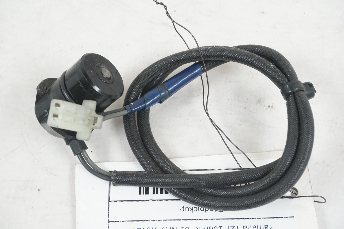 Framsidan på Tändpickup från en Yamaha YZF 1000 R -2001 motorcykel.