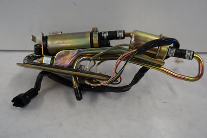 Framsidan på Bensinpump insprut från en Kawasaki VN 1500 Classic Tourer -2003 motorcykel.