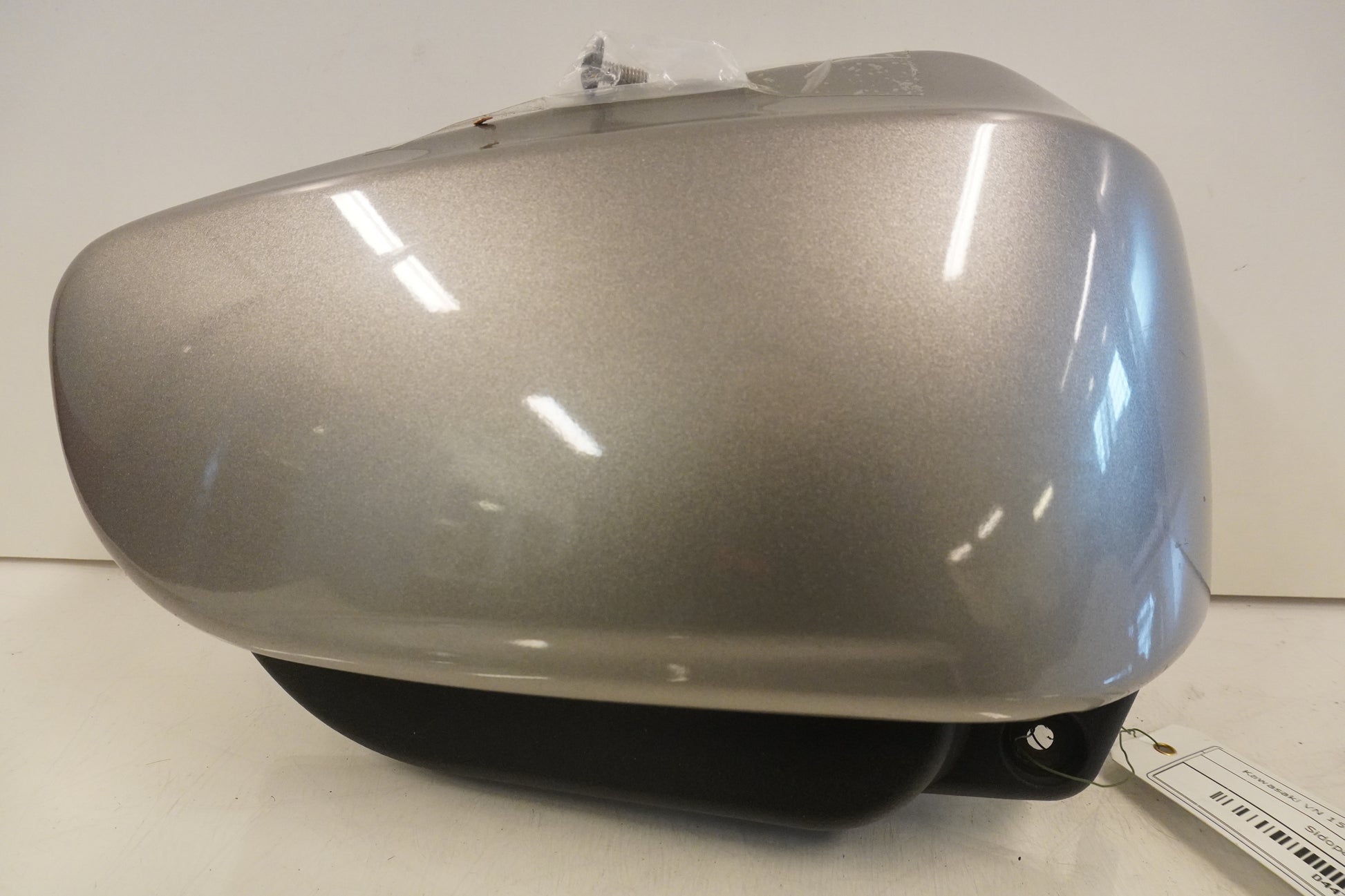 Framsidan på Sidopanel från en Kawasaki VN 1500 Mean Streak -2003 motorcykel.