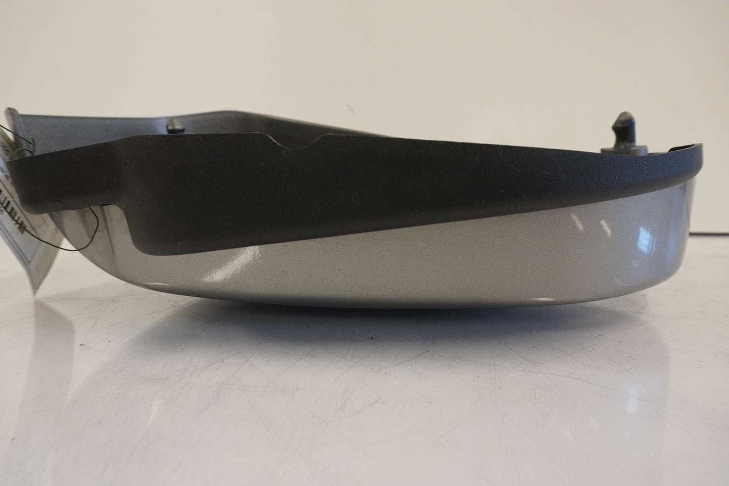 Vänster sida på Sidopanel från en Kawasaki VN 1500 Mean Streak -2003 motorcykel.