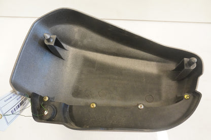 Snett uppifrån på Sidopanel från en Kawasaki VN 1500 Mean Streak -2003 motorcykel.