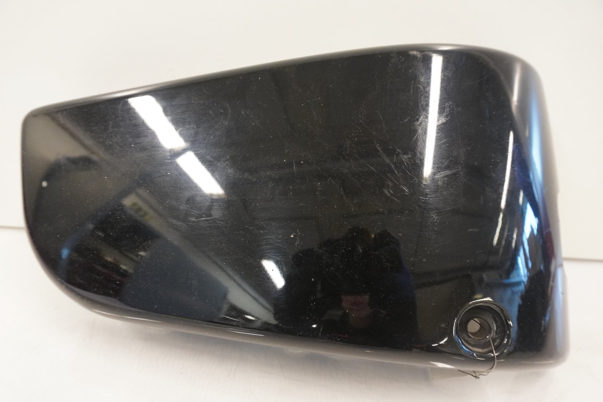 Framsidan på Sidopanel från en Kawasaki VN 1500 Classic Tourer -2003 motorcykel.