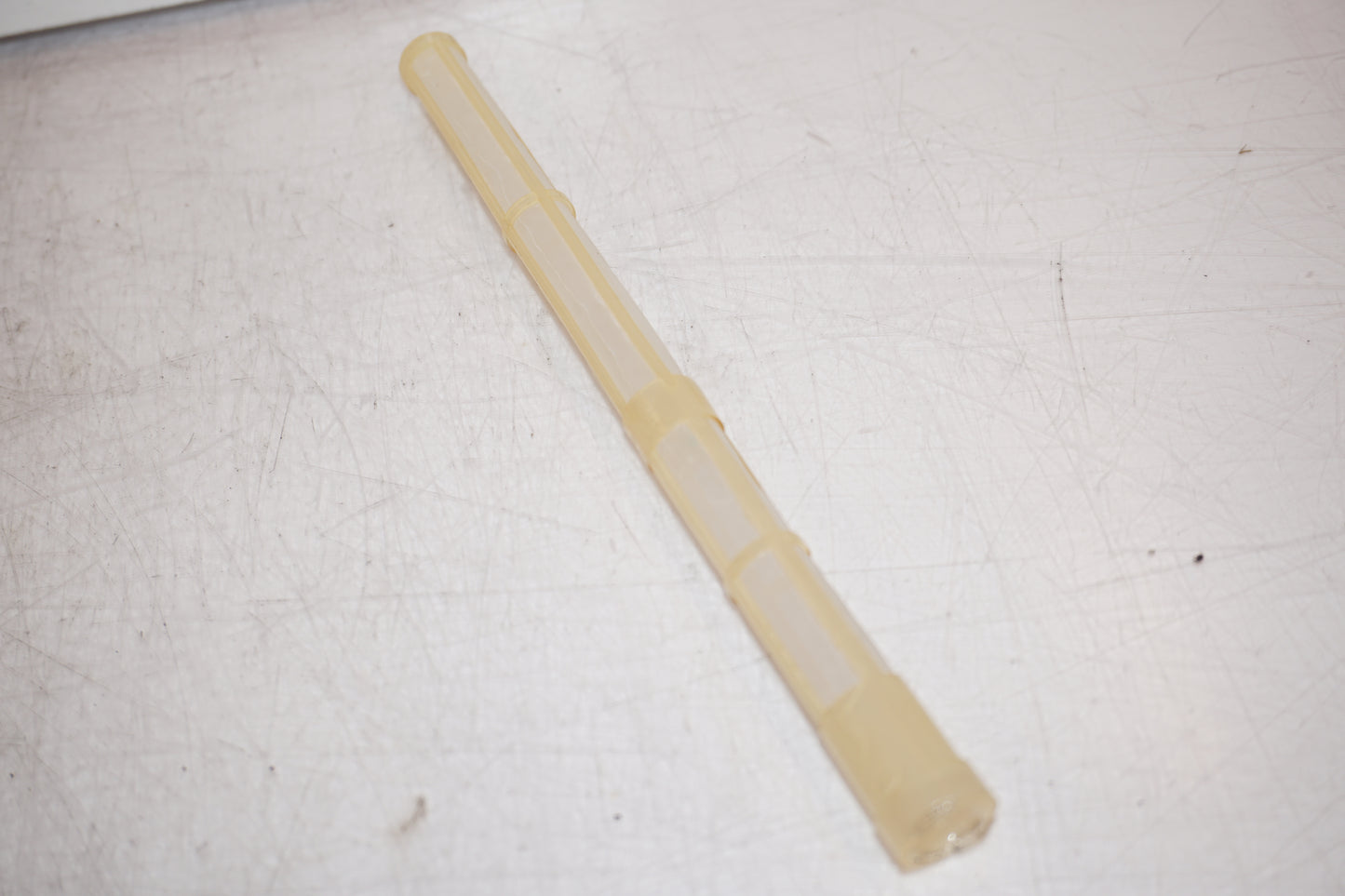 Baksidan på Bensinkran från en Honda XL 1000 V -2008 motorcykel.