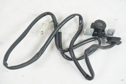 Baksidan på Tändpickup från en Yamaha XJR 1300 -1999 motorcykel.