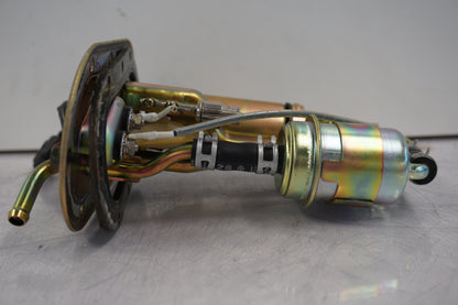 Höger sida på Bensinpump insprut från en Kawasaki ZX-12R -2000 motorcykel.