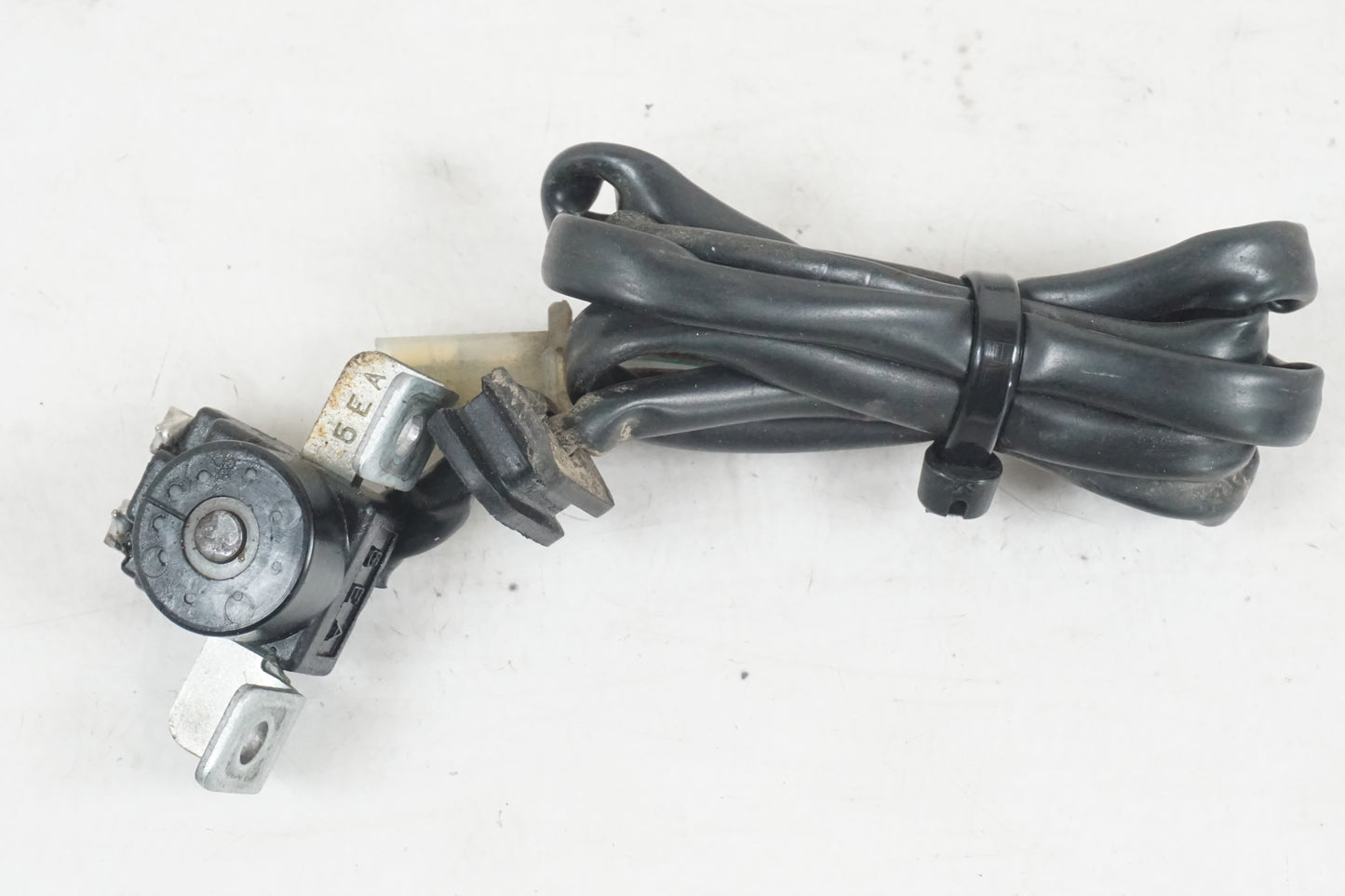 Framsidan på Tändpickup från en Yamaha XJR 1300 -2002 motorcykel.