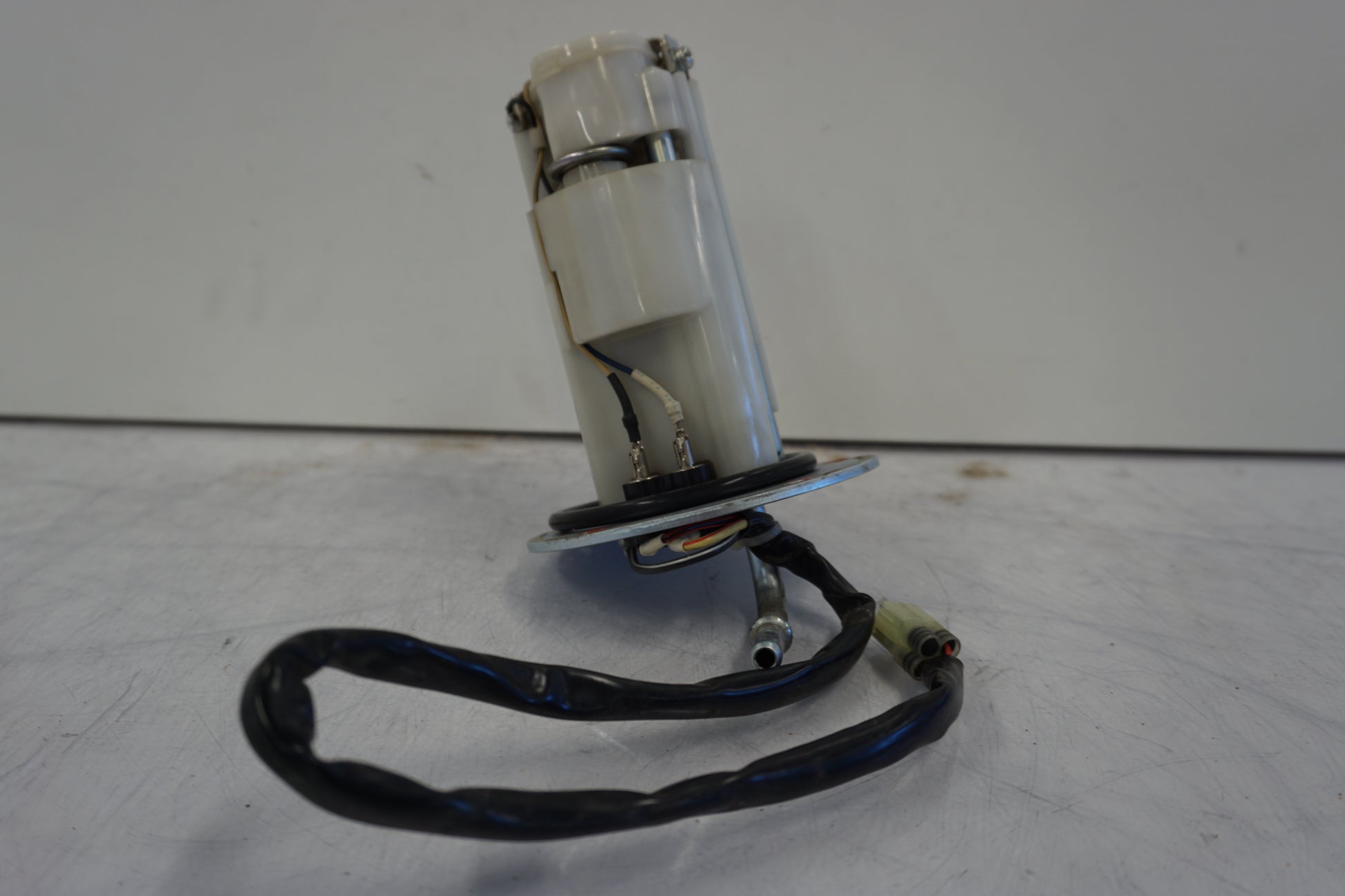 Höger sida på Bensinpump insprut från en Kawasaki ZZ-R 1400 -2010 motorcykel.