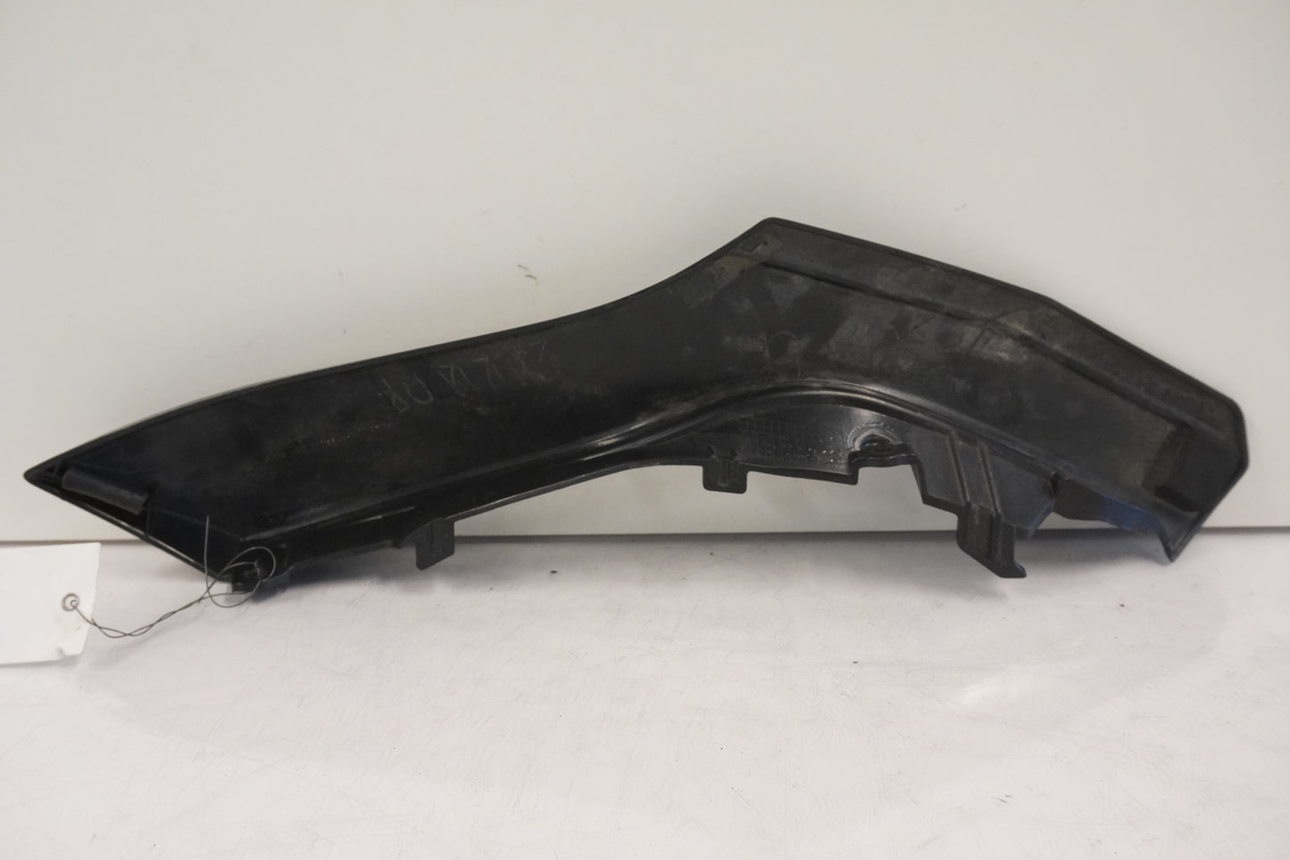 Baksidan på Sadelplast från en Kawasaki ER-6N -2014 motorcykel.