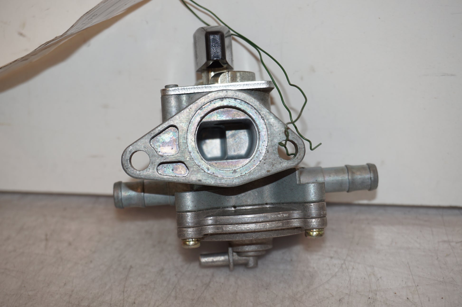 Snett uppifrån på Bensinkran från en Honda CBR 1100 XX -1998 motorcykel.