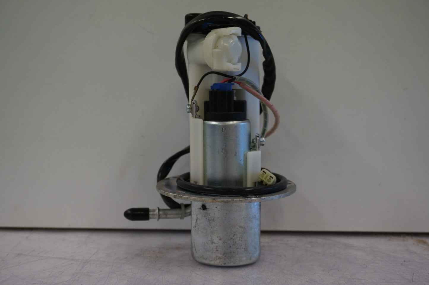 Framsidan på Bensinpump insprut från en Kawasaki VN 1600 -2006 motorcykel.