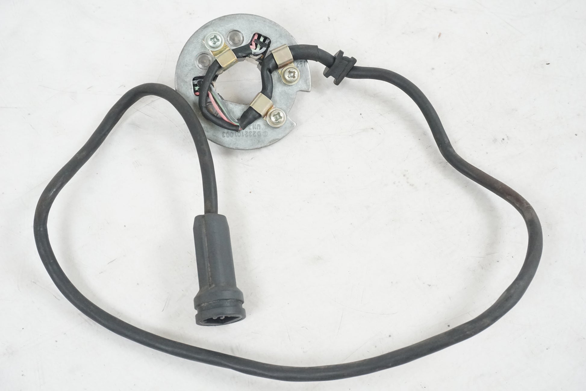 Framsidan på Tändpickup från en BMW K 75 -1992 motorcykel.