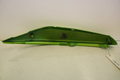 Snett nerifrån på Bakvinge från en Kawasaki ER-6N -2008 motorcykel.