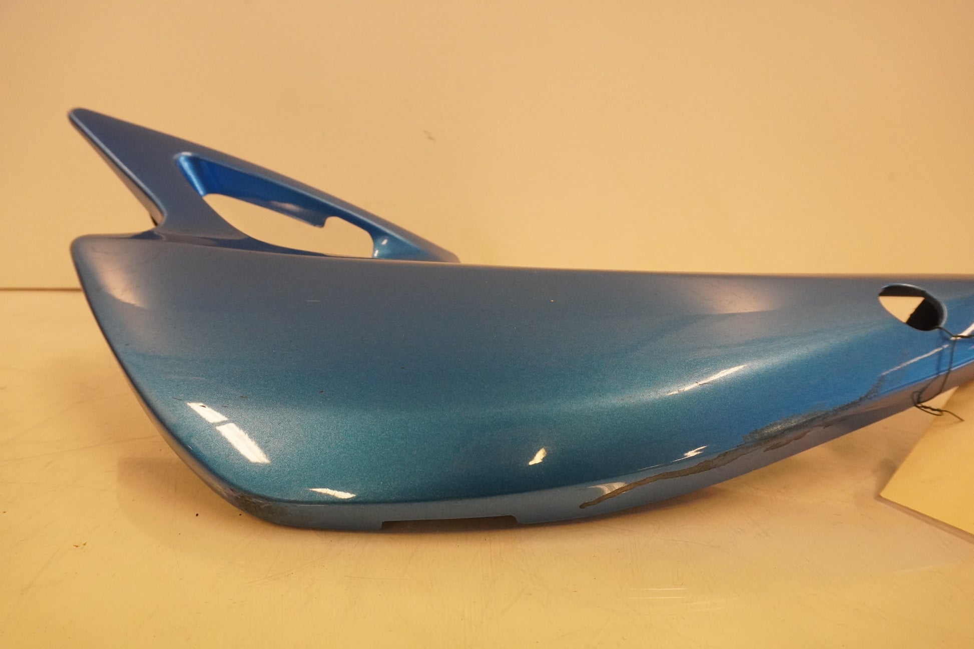 Baksidan på Sidopanel från en Kawasaki ER 5 -2003 motorcykel.