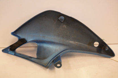 Höger sida på Sidopanel från en Kawasaki ER 5 -2003 motorcykel.