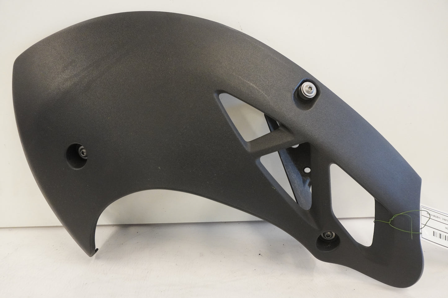 Framsidan på Motorskyddskåpa från en Kawasaki Versys 650 -2009 motorcykel.