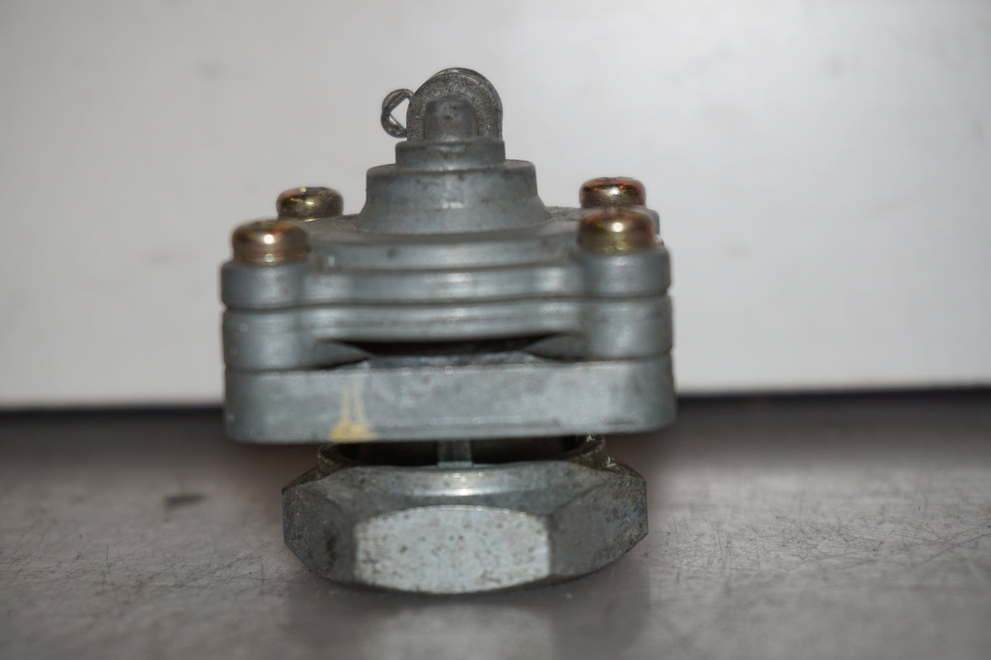 Snett uppifrån på Bensinkran från en Honda XL 650 V -2000 motorcykel.