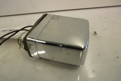 Höger sida på Skyltbelysning från en Suzuki VS 1400 -2003 motorcykel.