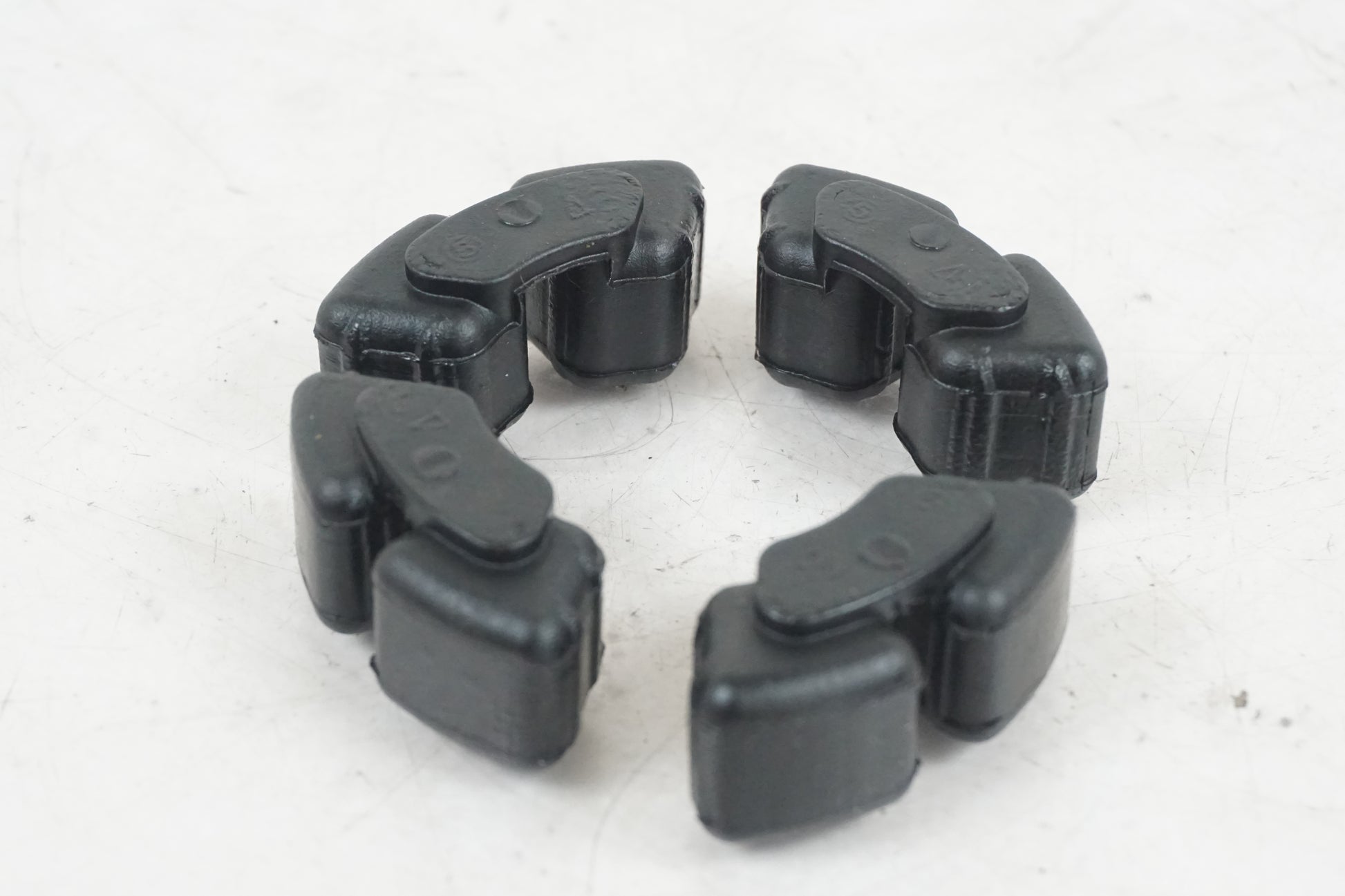 Baksidan på Ryckutjämnare från en Kawasaki ZX-9R -1996 motorcykel.